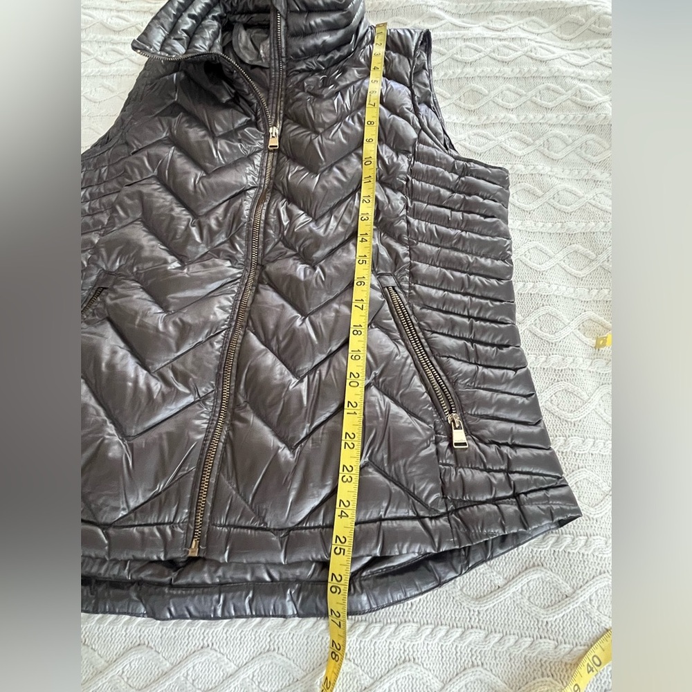 Calvin Klein Women's Metallic Gray Quilted Premium Down Vest Size XXL - Picture 13 of 15